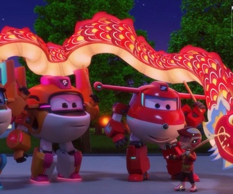 Super Wings - La danse du dragon